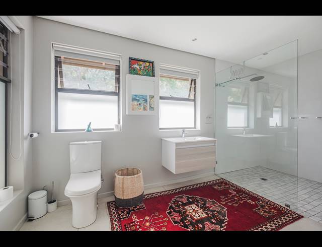 3 BEDROOM FREEHOLD TO LET IN CHAPMANS PEAK